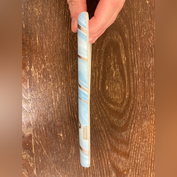 Swirl iPhone 7/8 Case - Picture 4 of 6